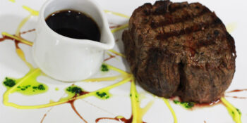 Tornedor ao molho de vinho tinto