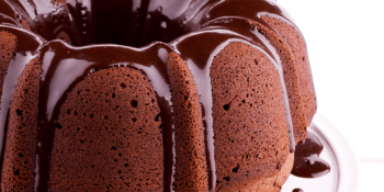 Bolo de chocolate simples