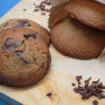 cookies com gotas de chocolate tudo gostoso