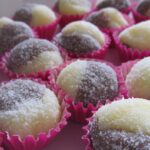 Doce preto e branco: receita de brigadeiro bem tradicional