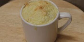 Pão de queijo de caneca