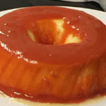 Pudim de queijo com calda de goiabada [receita]