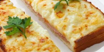 Sanduíche misto de forno