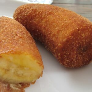 Banana à milanesa com canela: receita tendência da WEB que todo mundo está fazendo