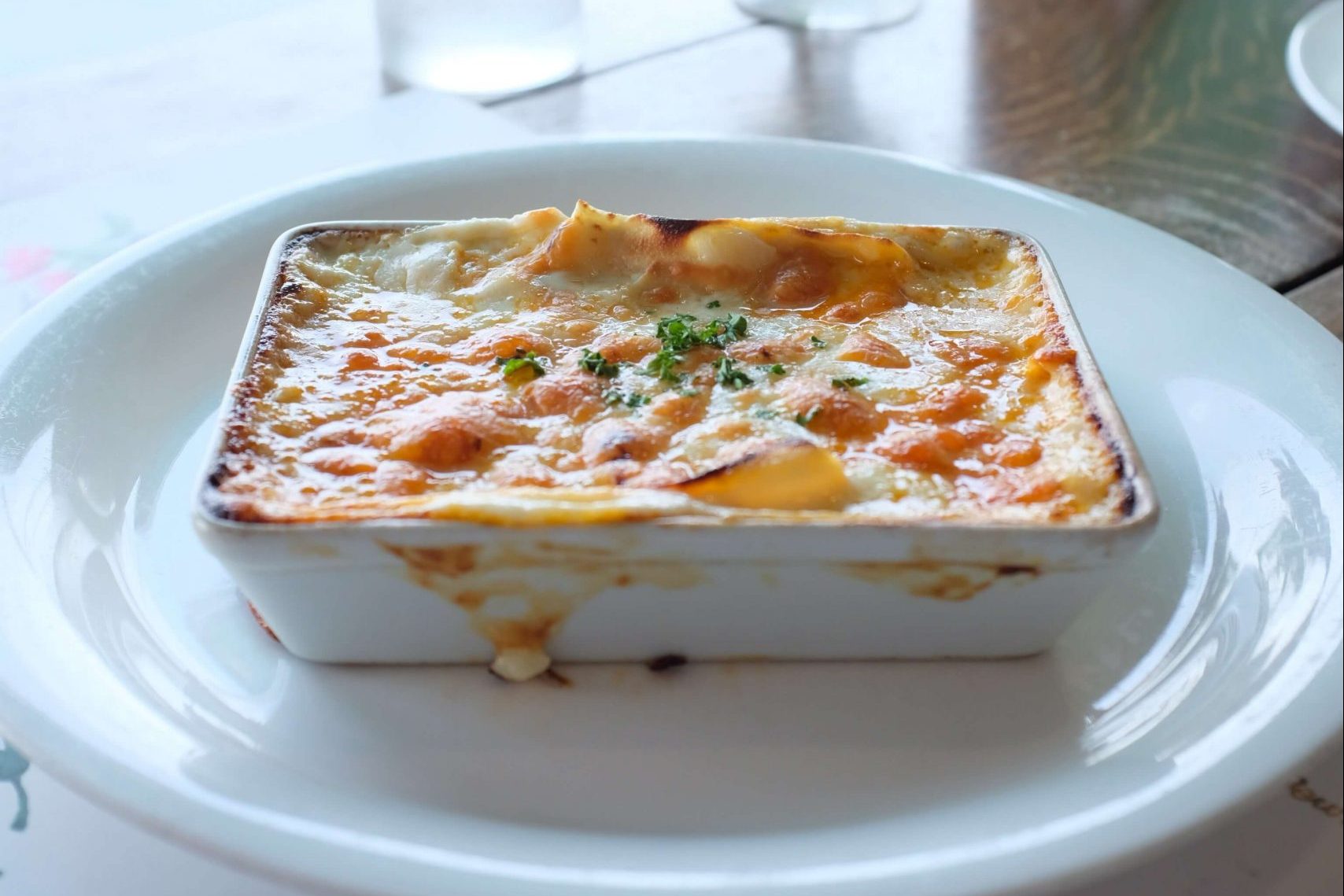 Torta salgada de cenoura com peito de peru defumado