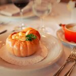 Receita de camarão na moranga: um caldinho cremoso de tirar o ar