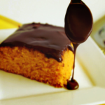 Receita de bolo de cenoura com canela para derreter na boca