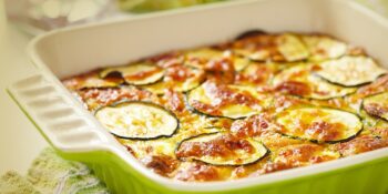 Abobrinha gratinada ao forno