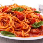 Receita de espaguete à bolonhesa igual o típico da Itália