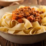 Pappardelle a bolonhesa