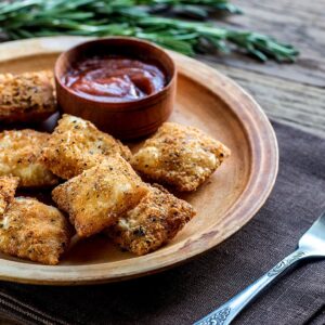 Pastéis de ravioli fritos e bem práticos para testar e sair da rotina
