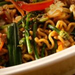 Receita de yakissoba de frango: como fazer do jeito tradicional sem errar