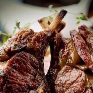Receita de costela de boi assada no forno que desmancha sem faca de tão macia