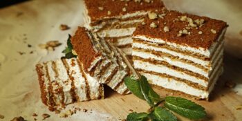 Bolo de mel com creme