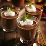 Receita de mousse de chocolate cremoso e bem aerado: simples