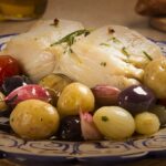 postas de bacalhau com mini batatas ao forno