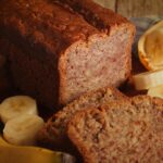 Pão de banana simples, fácil e prático