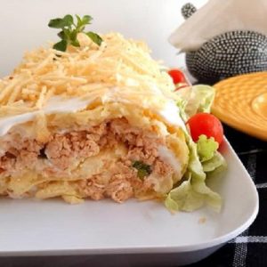 Rocambole de frango tudo gostoso