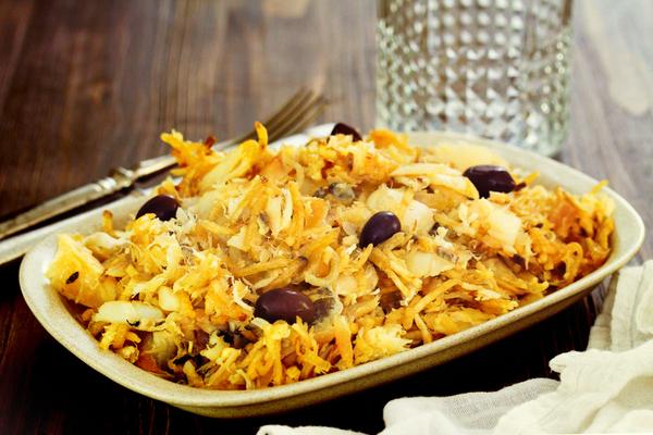 Receita de Bacalhau com batatas fritas perfeita para o almoço