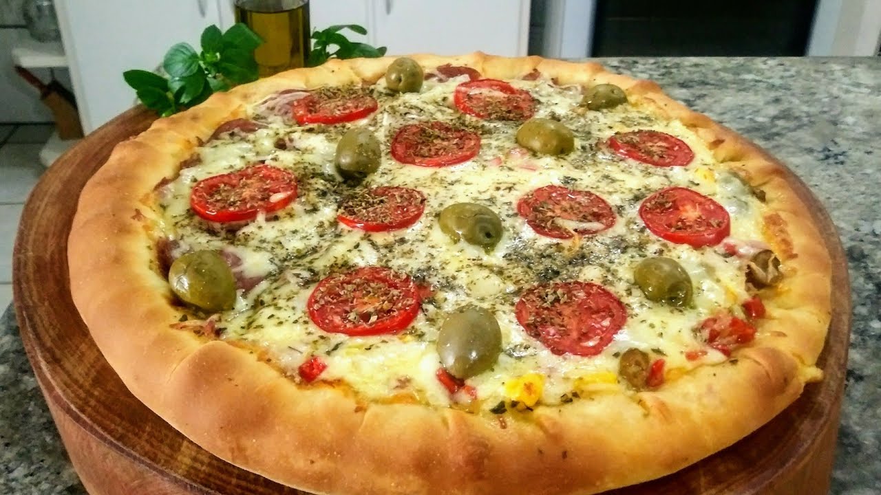 massa de pizza grossa e macia