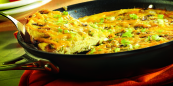 Fritada de brócolis e cheddar