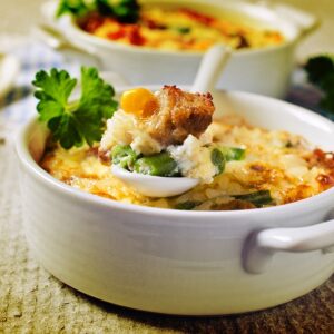 Arroz gratinado com queijo | Receita prática e rápida da roça