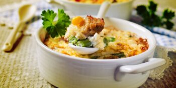 Arroz gratinado com queijo