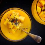 Smoothie de manga: receita refrescante super fácil e simples