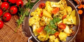 Couve-flor e batatas ao forno