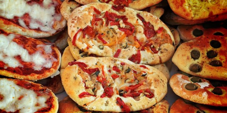 Mini pizzas de atum: receita com sabor delicioso e irresistível