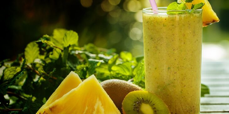 smoothie de abacaxi e kiwi ana maria braga