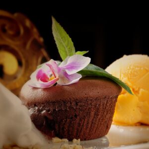 suflê de chocolate prático simples cremoso no forno quente tudo gostoso