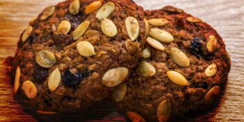 Cookies de semente de abóbora e passas