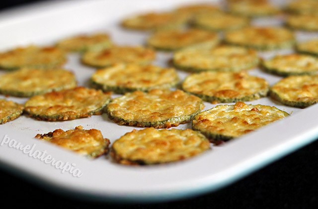 chips de abobrinha com queijo parmesão panelinha