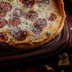 Receita de pizza de gorgonzola e calabresa mais gostosa do mundo