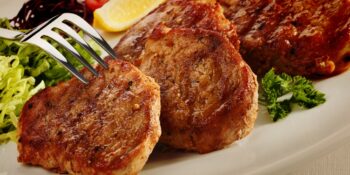 lombo suíno com salada