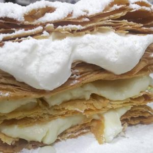 Mil folhas com chantilly