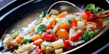 Sopa de legumes com feijão