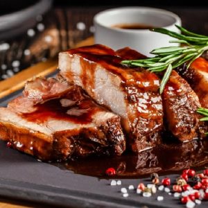 pernil sem osso ao molho barbecue