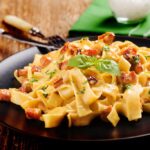 fettuccine com bacon e manjericão tudo gostoso