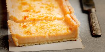 Torta folhada de laranja