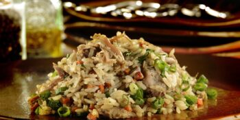 Arroz com coxas de pato