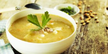 Sopa de ervilhas e lentilhas