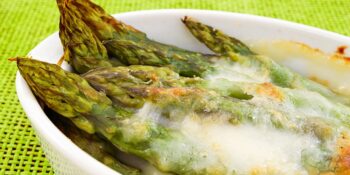 Aspargos gratinados