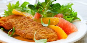 Filé de peito de peru à milanesa