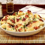 batata com bacon e parmesão gratinada tudo gostoso