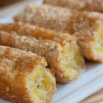 banana empanada com canela e açúcar