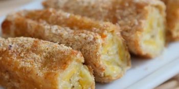 Banana empanada com canela e açúcar