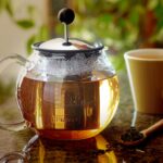 Chá de gengibre com mel: como fazer, para que serve e benefícios