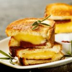 Receita fácil de queijo quente com salaminho: bom demais!